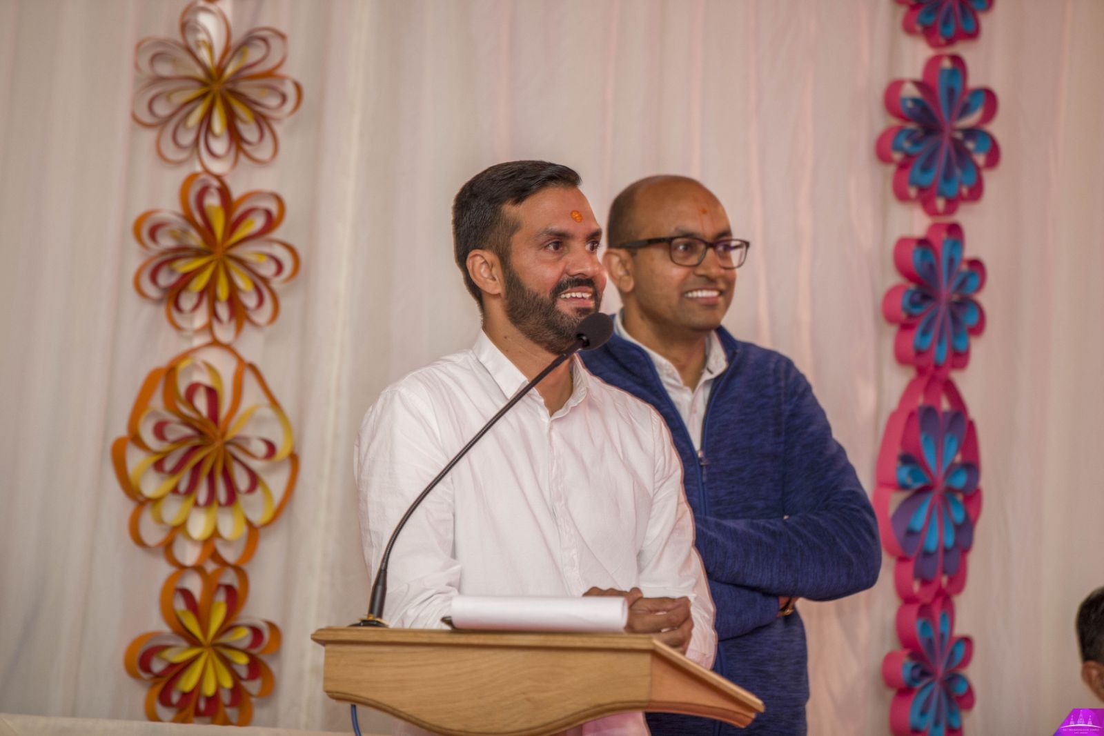 ©1987-2017 SKS Swaminarayan Temple East London